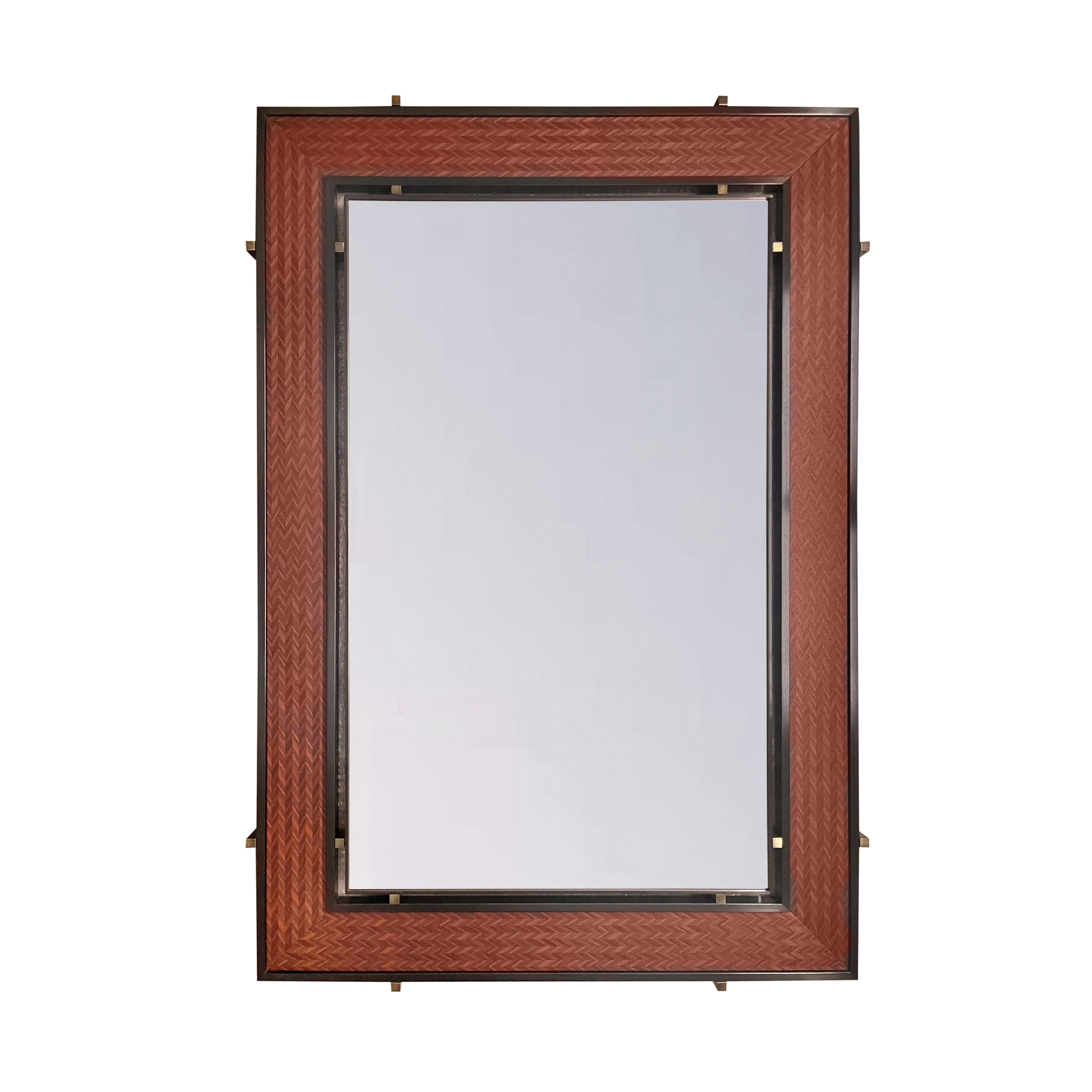 Прямоугольное в латунной раме со скобами