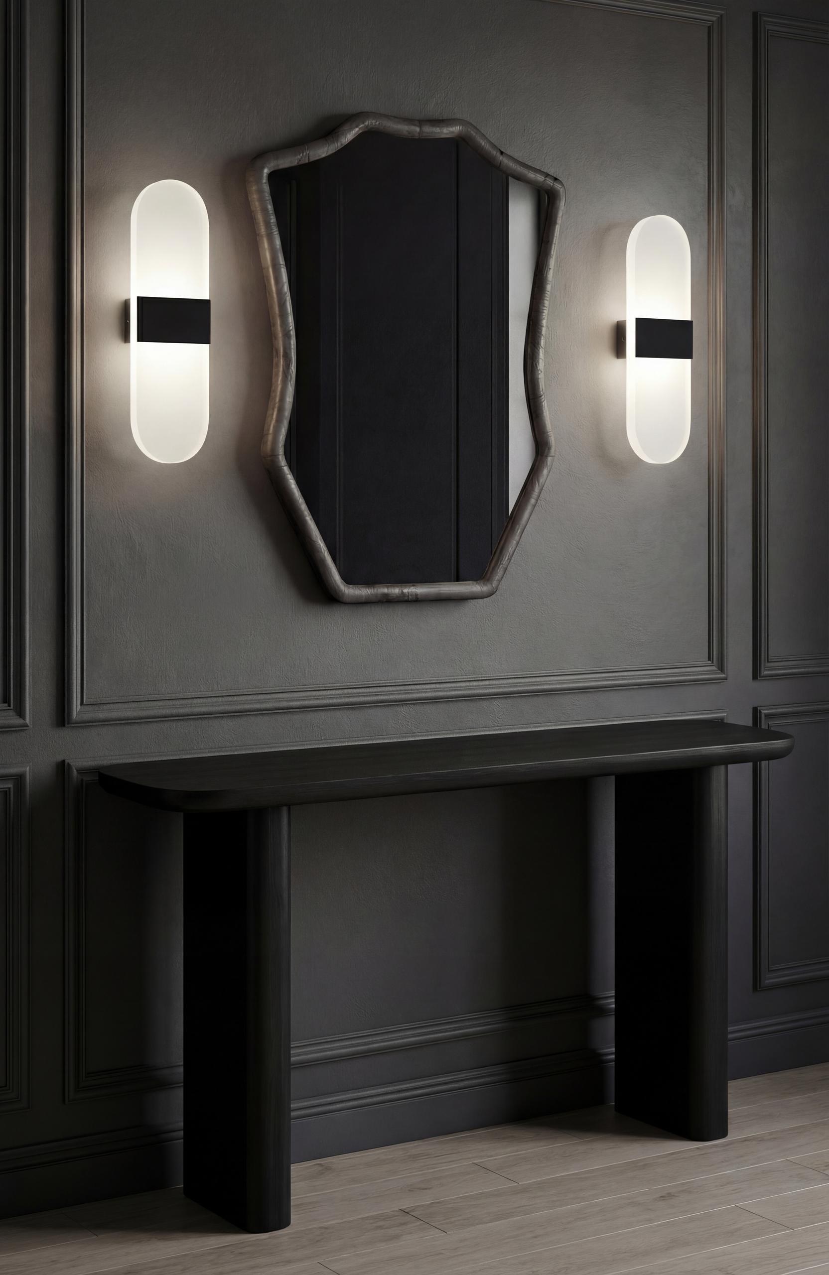 Зеркало фигурное в черной раме